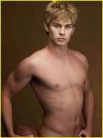 Chace Crawford nude photo