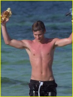 Chace Crawford nude photo