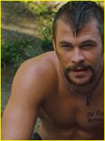 Chris Hemsworth nude photo