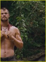 Chris Hemsworth nude photo