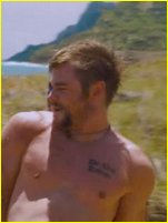 Chris Hemsworth nude photo