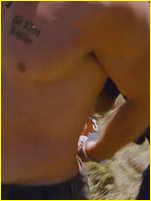 Chris Hemsworth nude photo