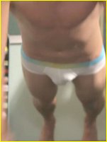 Chris Zylka nude photo