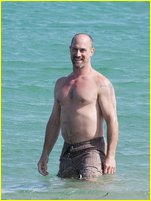 Christopher Meloni nude photo