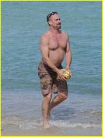 Christopher Meloni nude photo