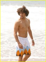 Corbin Bleu nude photo