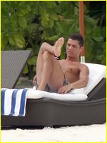 Cristiano Ronaldo nude photo