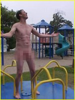 Daniel Tosh nude photo