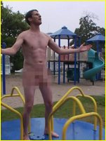 Daniel Tosh nude photo