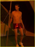 Daniel Tosh nude photo