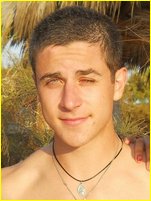 David Henrie nude photo