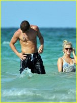 Derek Hough nude photo