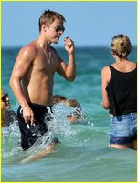 Derek Hough nude photo