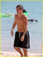 Derek Hough nude photo