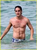 Diego Boneta nude photo