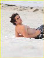 Diego Boneta nude photo