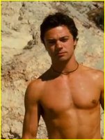 Dominic Cooper nude photo