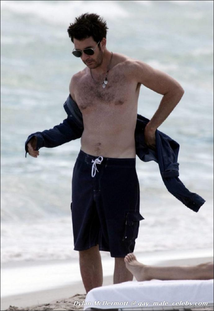 BannedMaleCelebs.com Dylan McDermott nude photos.