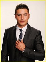 Zac Efron nude photo