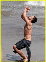 Eric Balfour nude photo