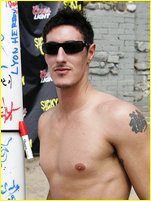 Eric Balfour nude photo