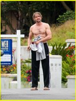 Gerard Butler nude photo