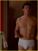 Hayes MacArthur nude photo