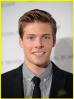 Hunter Parrish nude photo