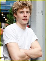 Hunter Parrish nude photo