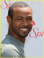 Isaiah Mustafa nude photo