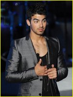 Joe Jonas nude photo