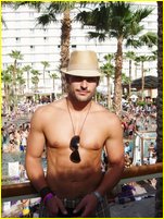 Joe Manganielleo nude photo