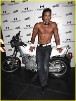 Jon Secada nude photo