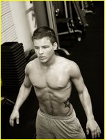 Jonathan Lipnicki nude photo