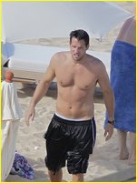 Josh Hopkins nude photo