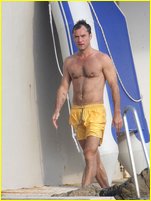 Jude Law nude photo