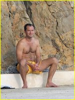 Jude Law nude photo