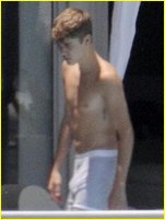 Justin Bieber nude photo