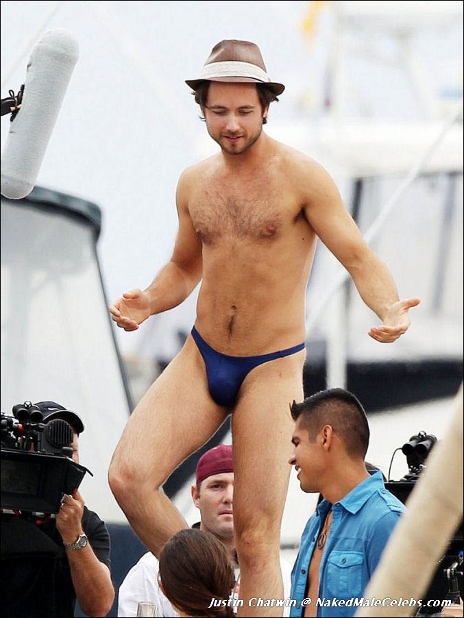 Justin Chatwin Nude