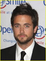 Justin Chatwin nude photo