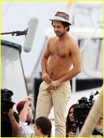 Justin Chatwin nude photo