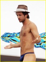 Justin Chatwin nude photo