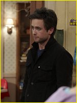 Justin Chatwin nude photo