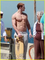 Kellan Lutz nude photo