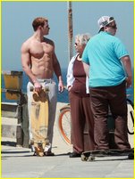 Kellan Lutz nude photo