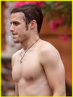 Kris Allen nude photo