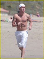Lane Garrison nude photo