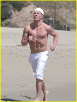 Lane Garrison nude photo