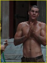 Liam Hemsworth nude photo