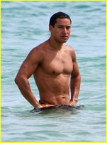 Mario Lopez nude photo